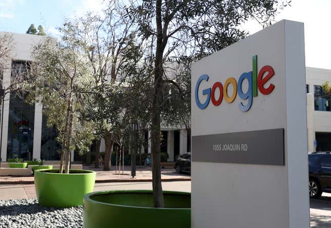 Google имеет дело с нехваткой специалистов в области искусственного интеллекта — и хочет, чтобы США изменили иммиграционную политику